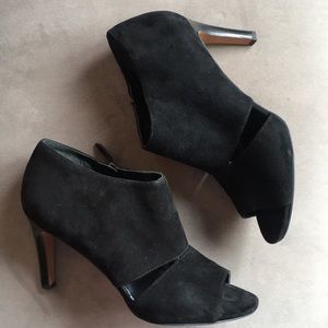 🌟HOST PICK🌟 Franco Sarto Peep Toe with Cutout